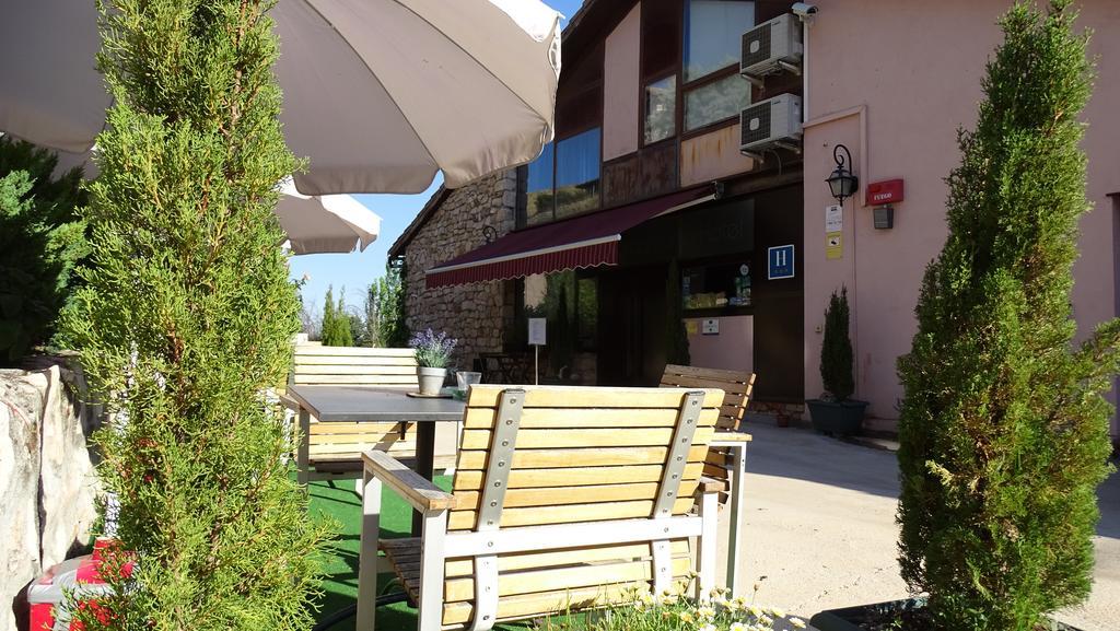 Hotel Cardamomo Sigueenza Carabias  ภายนอก รูปภาพ