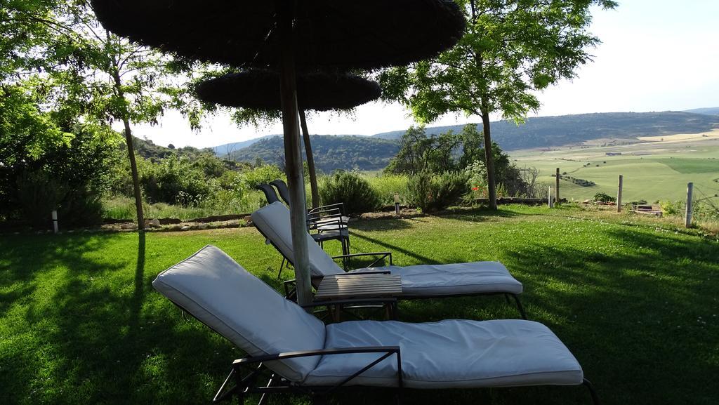 Hotel Cardamomo Sigueenza Carabias  ภายนอก รูปภาพ
